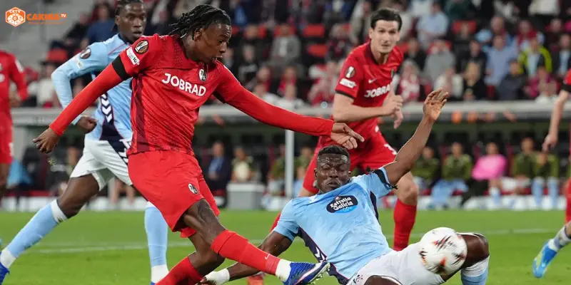 Sân Balaídos rực rỡ ánh đèn trước trận Celta de Vigo vs Freiburg Europa League
