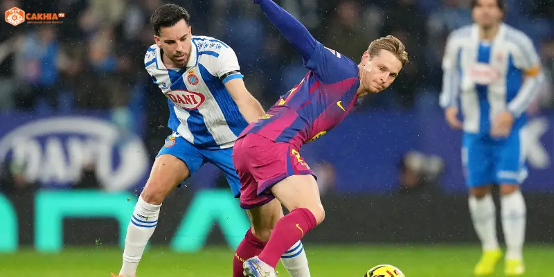 Sân Olympic Lluís Companys rực rỡ ánh đèn trước trận Barcelona vs Espanyol La Liga